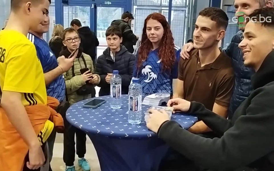 Полузащитниците на Левски - Илиян Стефанов и Джавад Ел Джемили,