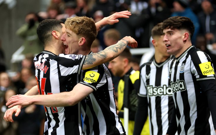 Нюкасъл постигна минимална победа над безидеен Манчестър Юнайтед