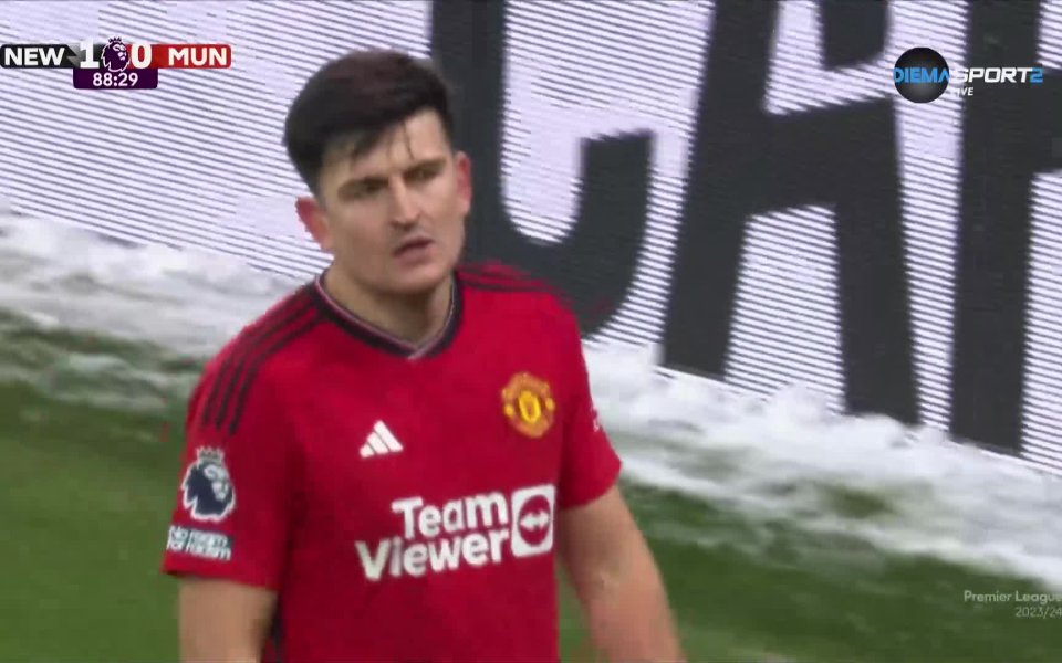 В 89-а минута на двубоя между Нюкасъл и Манчестър Юнайтед