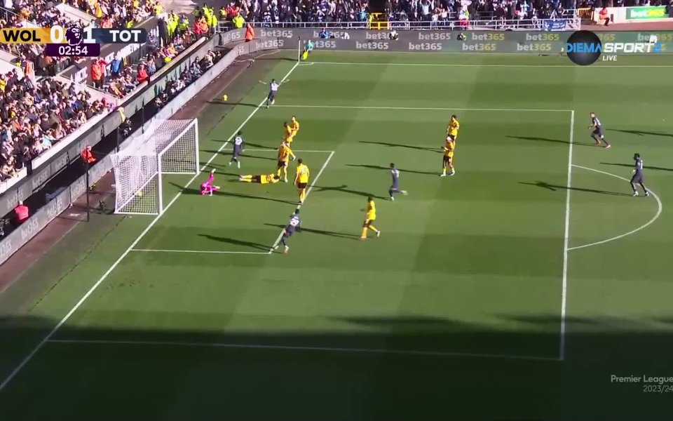 Във видеото може да видите всички голове и асистенции на