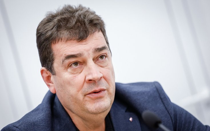 Разкриха официално дълга на Левски към НАП