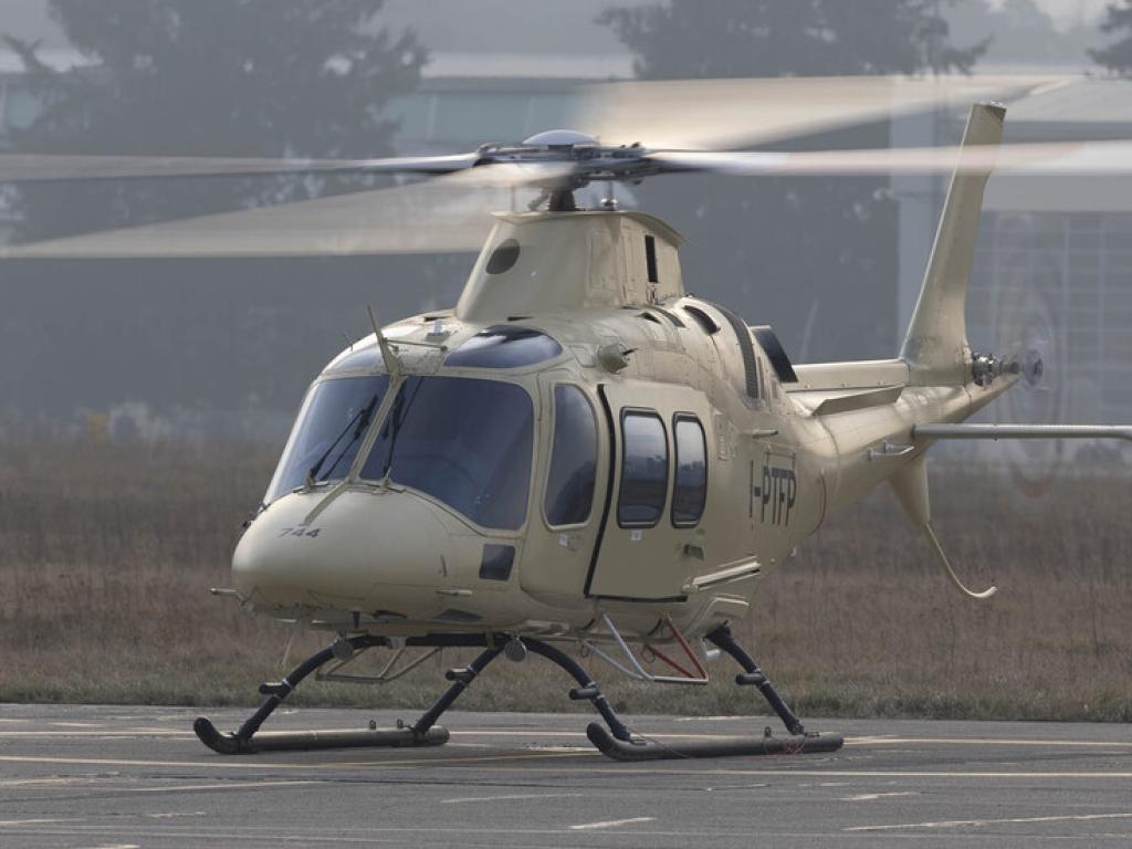Първият хеликоптер, произведен за системата HEMS в България, извършва тестов
