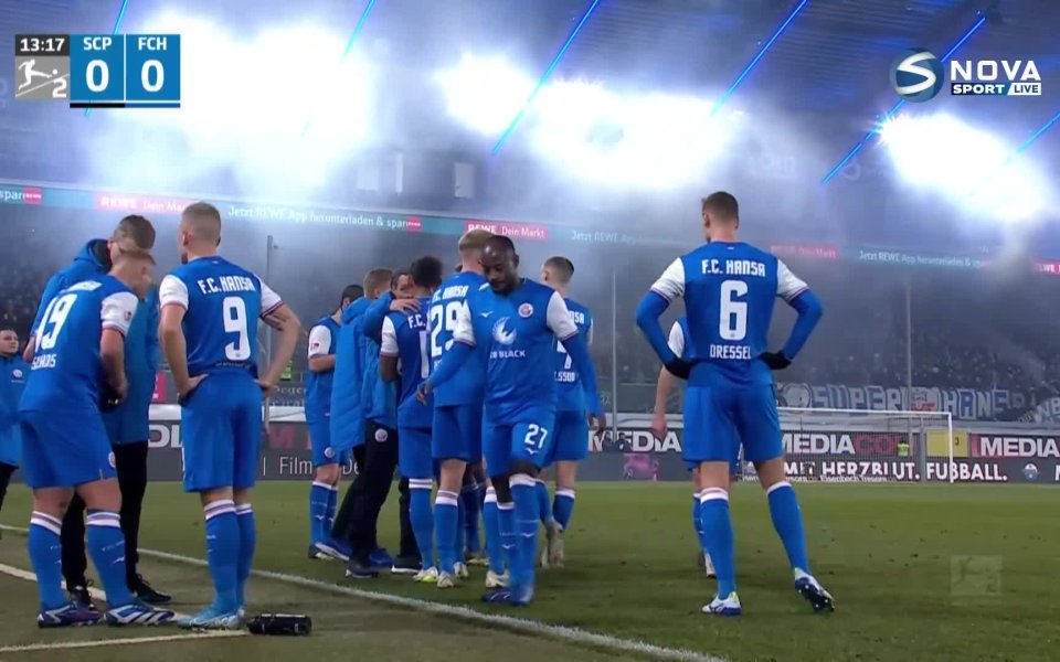 Не бяха изминали и 15 минути от двубоя между Падерборн