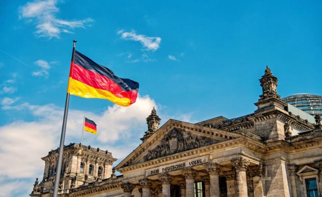 Германия: Европа трябва да се превъоръжи, задават се нови заплахи