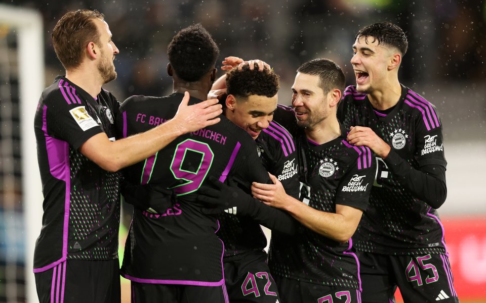 Германският футболен клуб Байерн Мюнхен поднови тренировки след кратка зимна