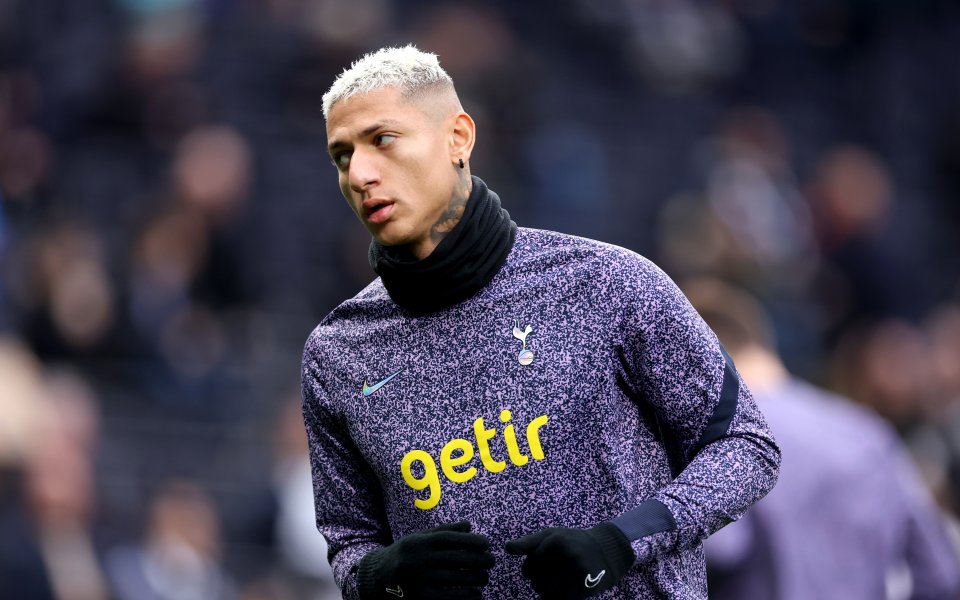 Тотнъм Хотспър и Евертън играят при в сблъсък от 18-ия кръг