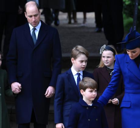 Вчера принц Уилям и принцеса Кейт се появиха като петчленно