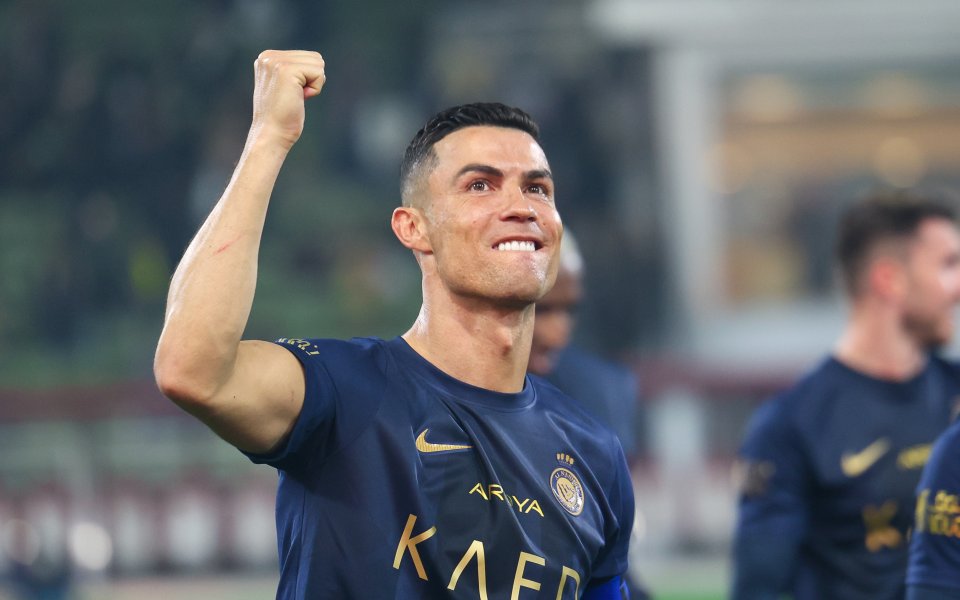 Конър Макгрегър публикува в социалните мрежи снимка с Кристиано Роналдо.