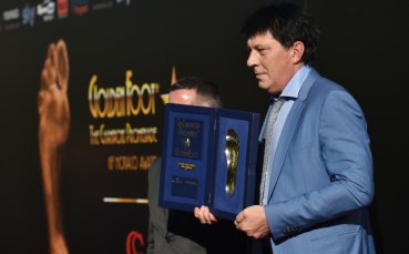 Легендарен вратар скочи на Буфон
