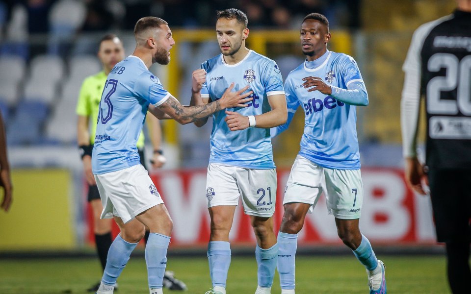 Халфът Радослав Цонев си намери нов отбор. Той разтрогна договора