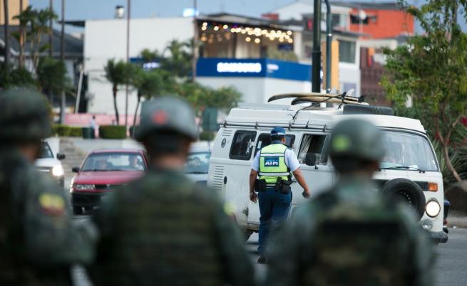 Най-малко осем убити при нова атака в Еквадор