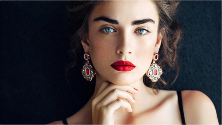  Каква е силата на бижутата ви съгласно цвета на камъните им 