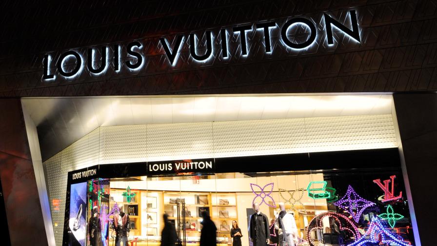 Грабеж в модна къща Louis Vuitton в Париж