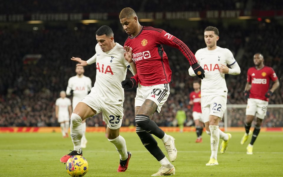 Манчестър Юнайтед приема Тотнъм Хотспър в интригуващ мач от поредния