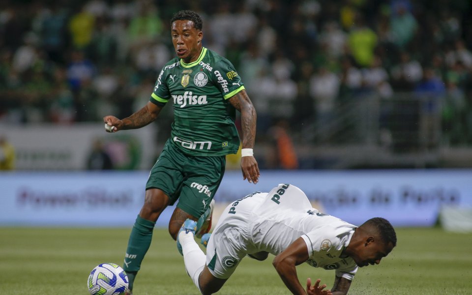 Шахтьор ще привлече Кевин от състава на Палмейрас за 15