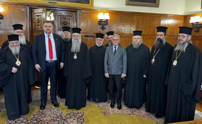 Доган и Пеевски инициират социална кухня към Българската православна църква