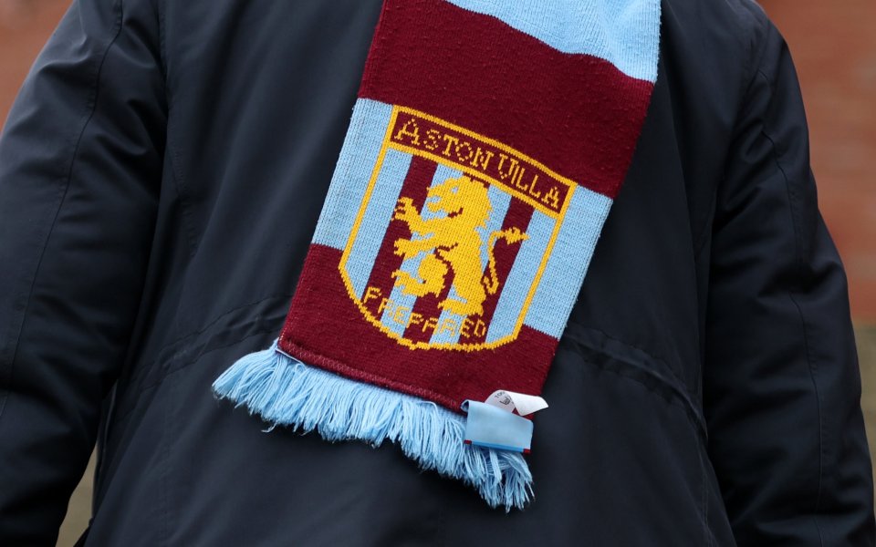 Ръководството на Астън Вила обяви трансфера на сръбския защитник Коста