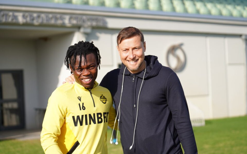 Мажоритарният собственик на Ботев г-н Антон Зингаревич посети лагера на