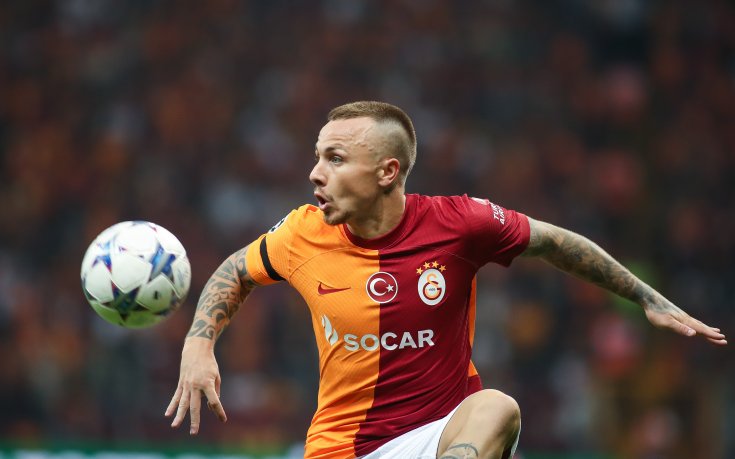 Рома взима под наем бивш играч на Манчестър Сити