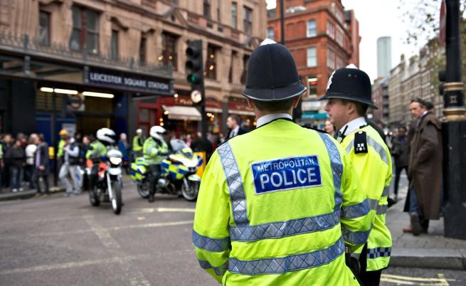 Шокиращи подробности за заподозрения за атаката с киселина в Лондон