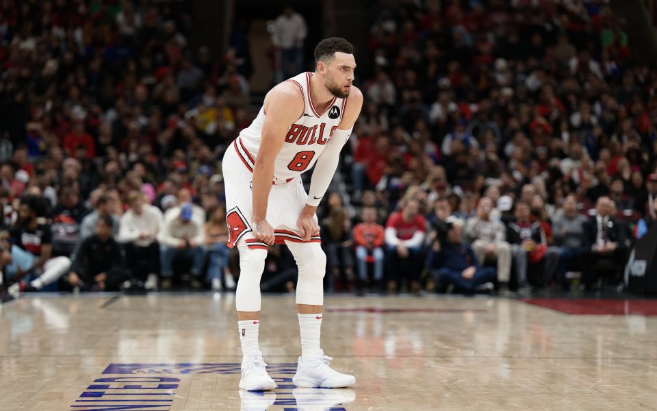 Гардът на Чикаго Булс Зак ЛаВийн ще пропусне остатъка от