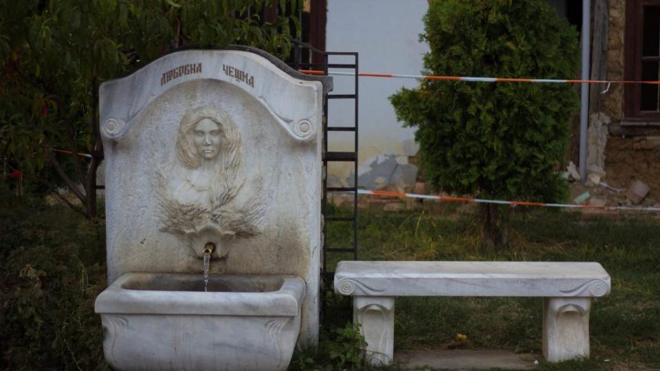 В град Трявна има една чешма, известна с легендата си за любовта.