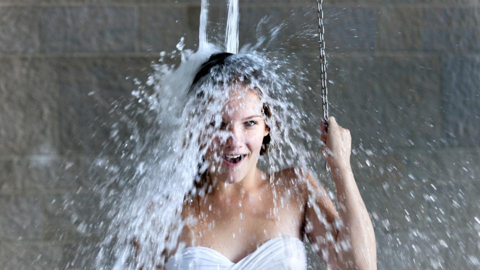 Да свърши топлата вода в бойлера докато се къпете всъщност