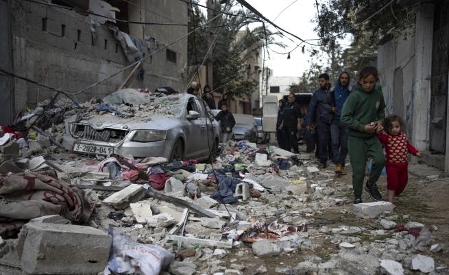 Израелски удари в Рафах, много загинали палестинци (СНИМКИ)