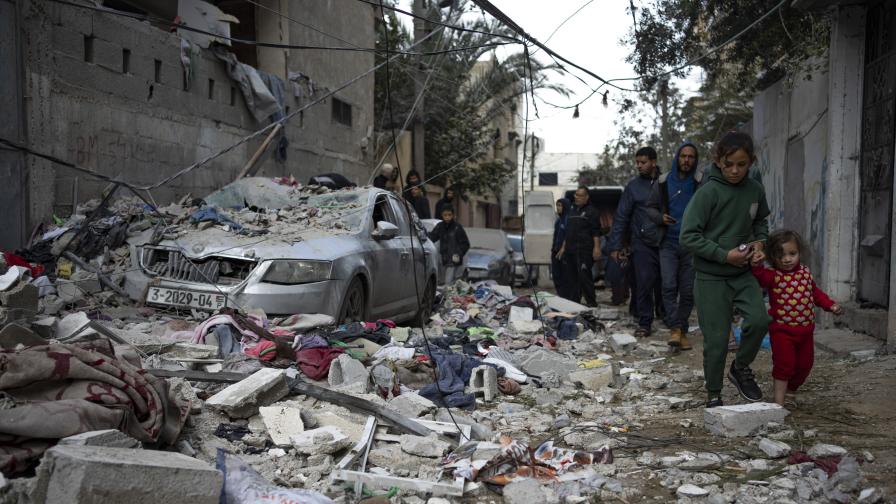 Израелски удари в Рафах, много загинали палестинци (СНИМКИ)