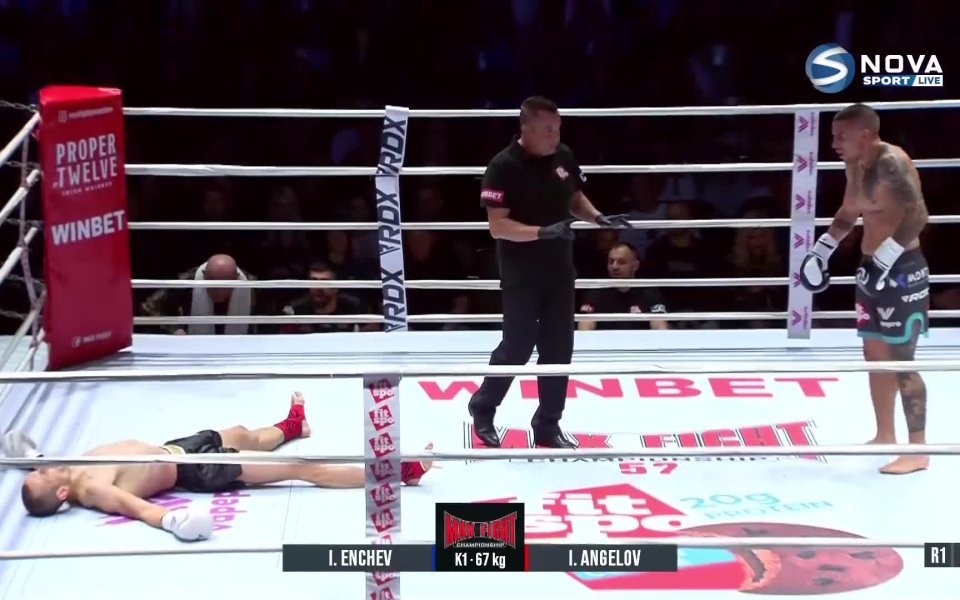 Иван Енчев записа победа с нокаут в първия рунд срещу