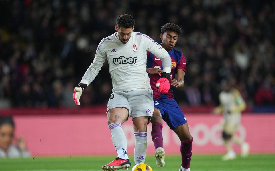 Барселона и Гранада играят при 1:0 в мач от 24-ия кръг