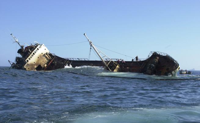 Потъна атакуваният от хутите кораб, плавал към Варна