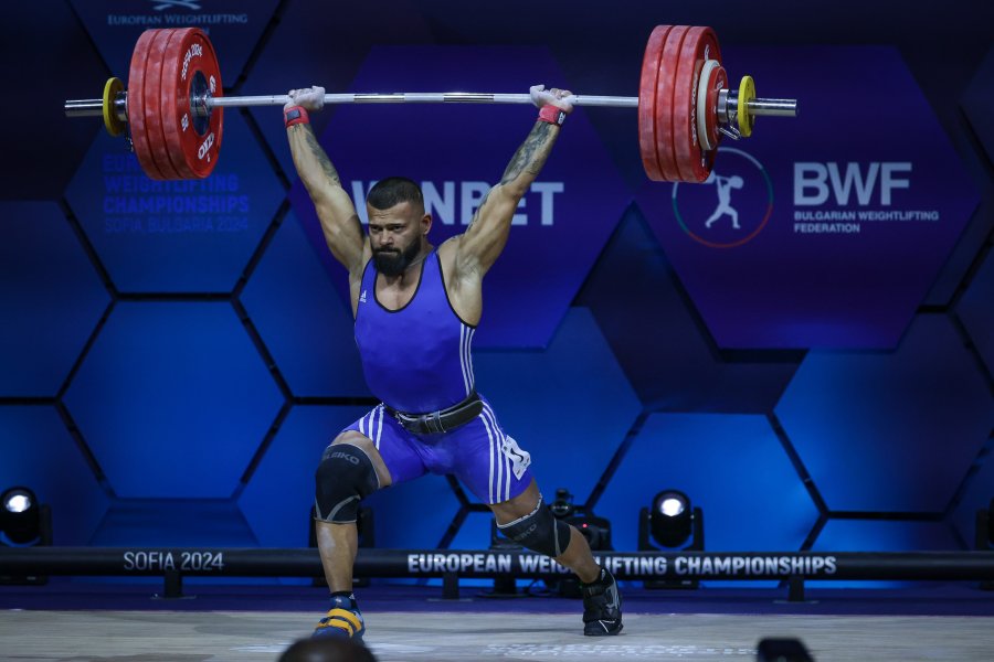 Божидар Андреев на на Европейското първенство по вдигане на тежести1
