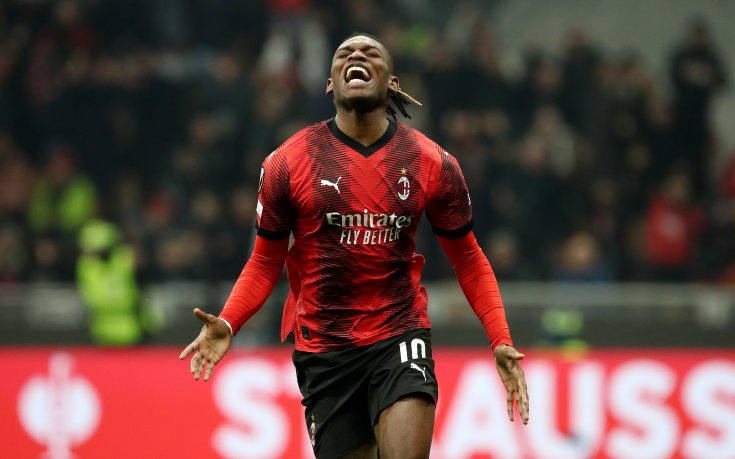 Директор на Милан разкри бъдещето на Рафаел Леао