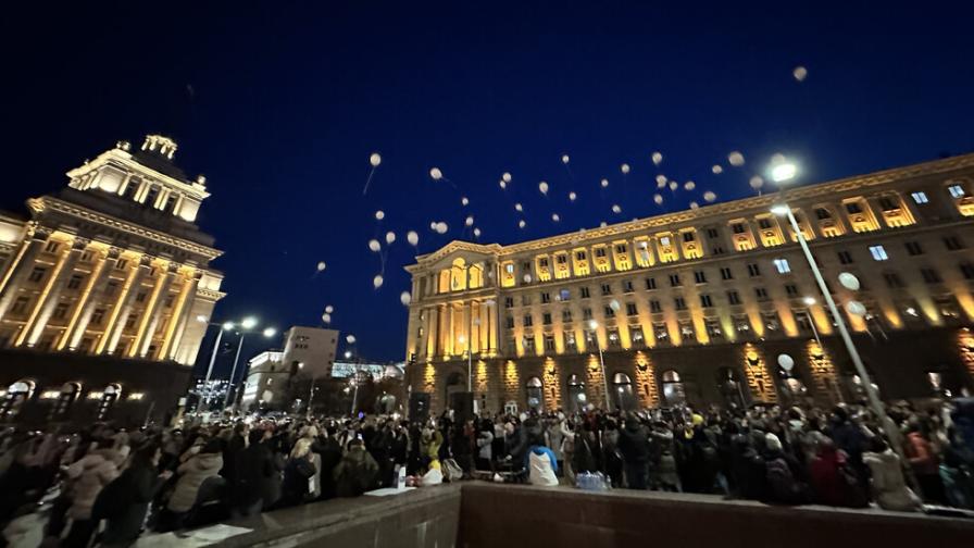 Протест в София с искания за оставката на директора на „Пирогов“