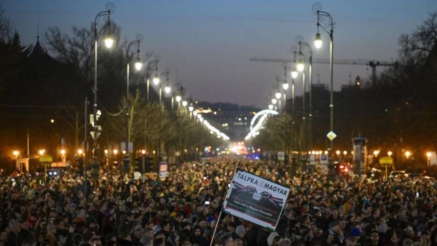Педофилски скандал разтърси Унгария, протест в Будапеща