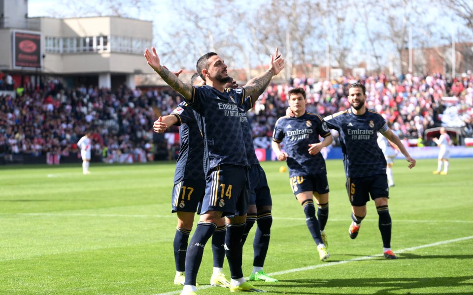 Райо Валекано и Реал Мадрид играят при резултат 0:1 в мач от