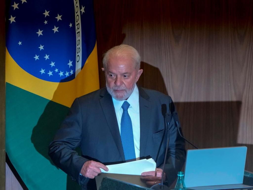Президентът на Бразилия Луис Инасио Лула да Силва е опериран