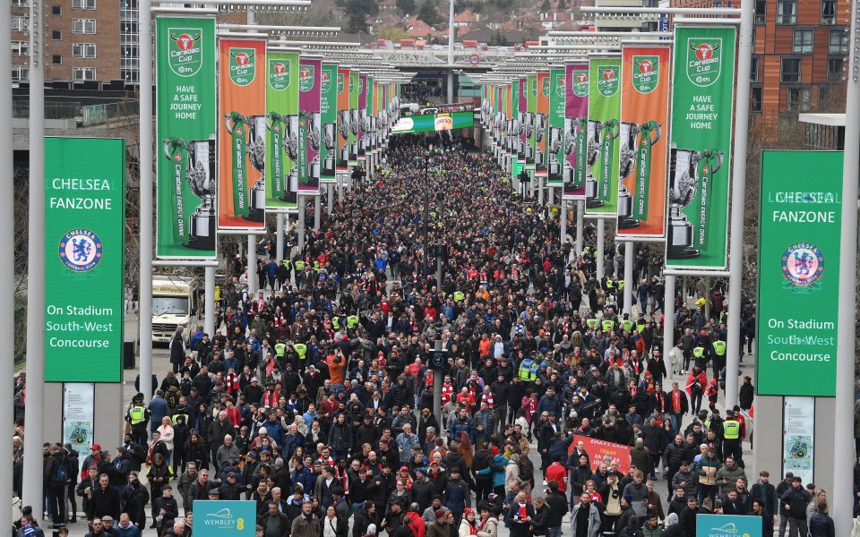 Челси и Ливърпул се изправят един срещу друг на Уембли