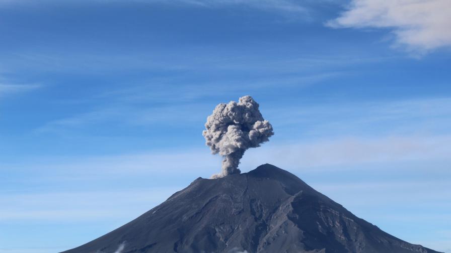 Авиокомпании отменят полети заради активизирал се вулкан в Мексико