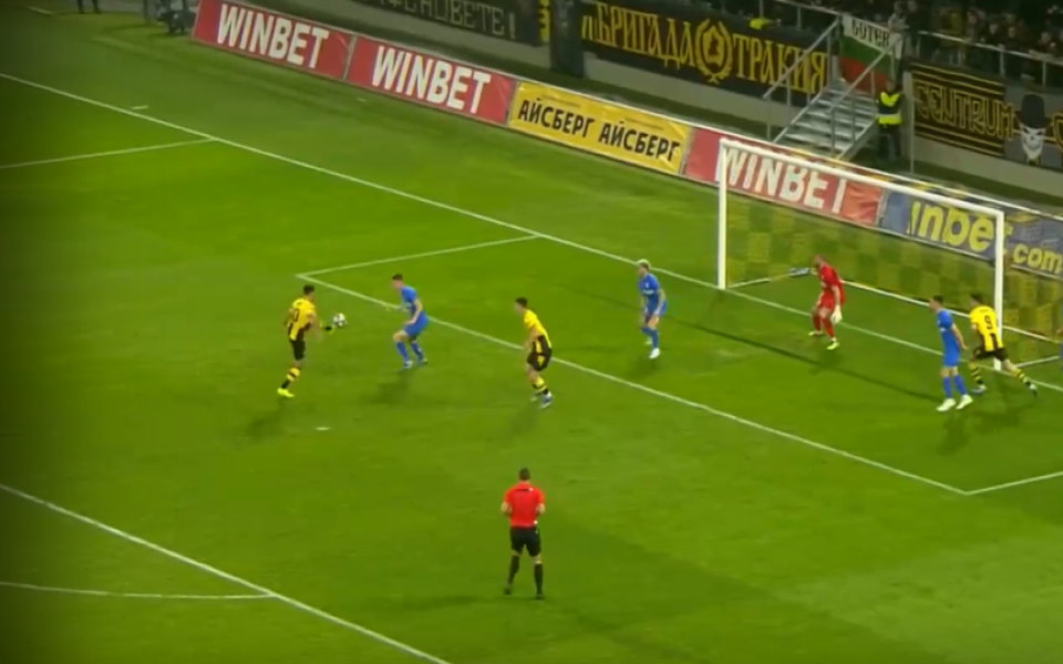 Ботев Пловдив е първият полуфиналист за Sesame Купа на България. Вчера