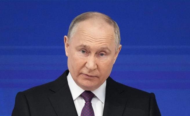 Критици на Путин призовават руснаците да бойкотират изборите