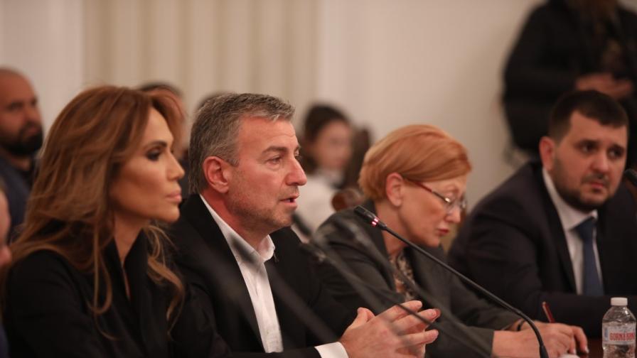 <p>Ивайла Бакалова в комисията за Нотариуса: Прокурорите в България работят по поръчка</p>