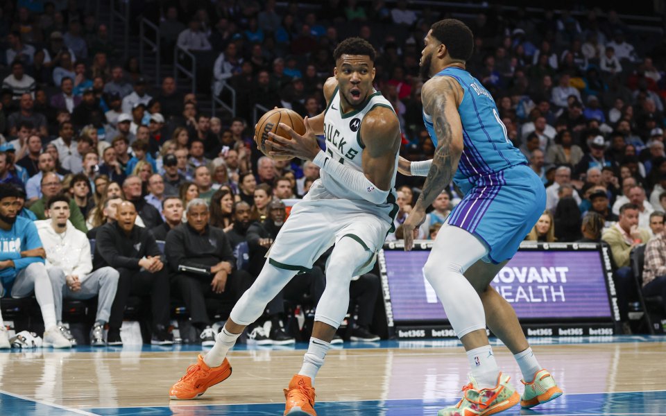 Милуоки Бъкс записа нова победа над Шарлът Хорнетс, като този