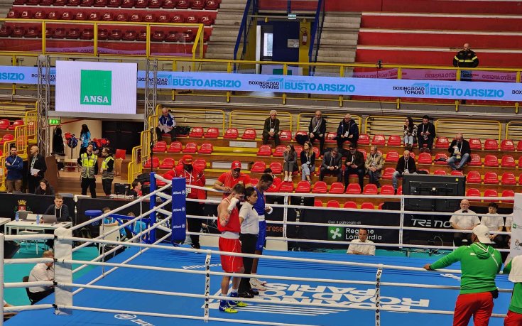 Двама наши боксьори с убедителни победи на олимпийската квалификация