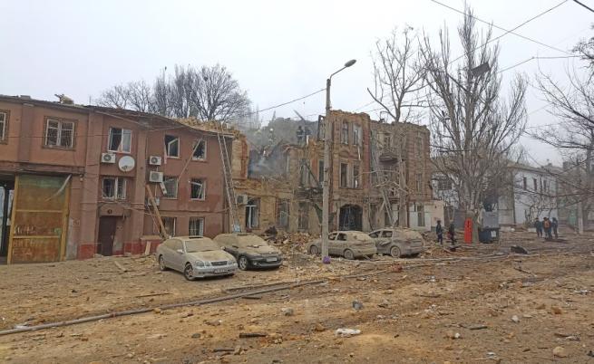 Силни експлозии и разрушения: Одеса отново бе атакувана с дронове и ракети