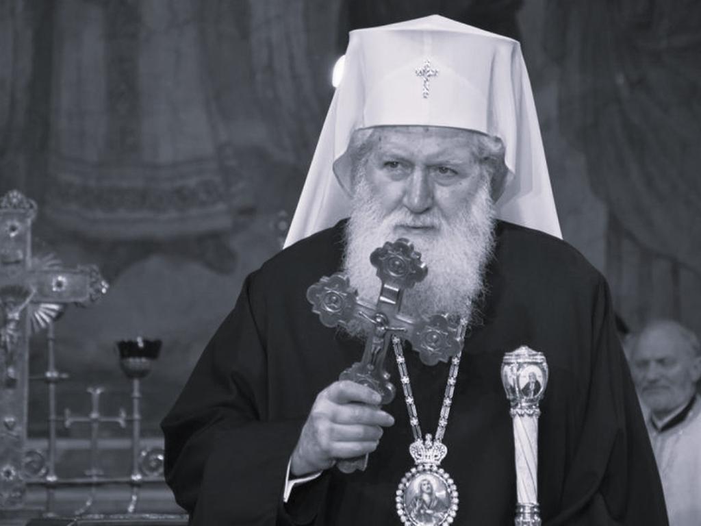 Редица близки приятели и познати на патриарх Неофит изказаха своята