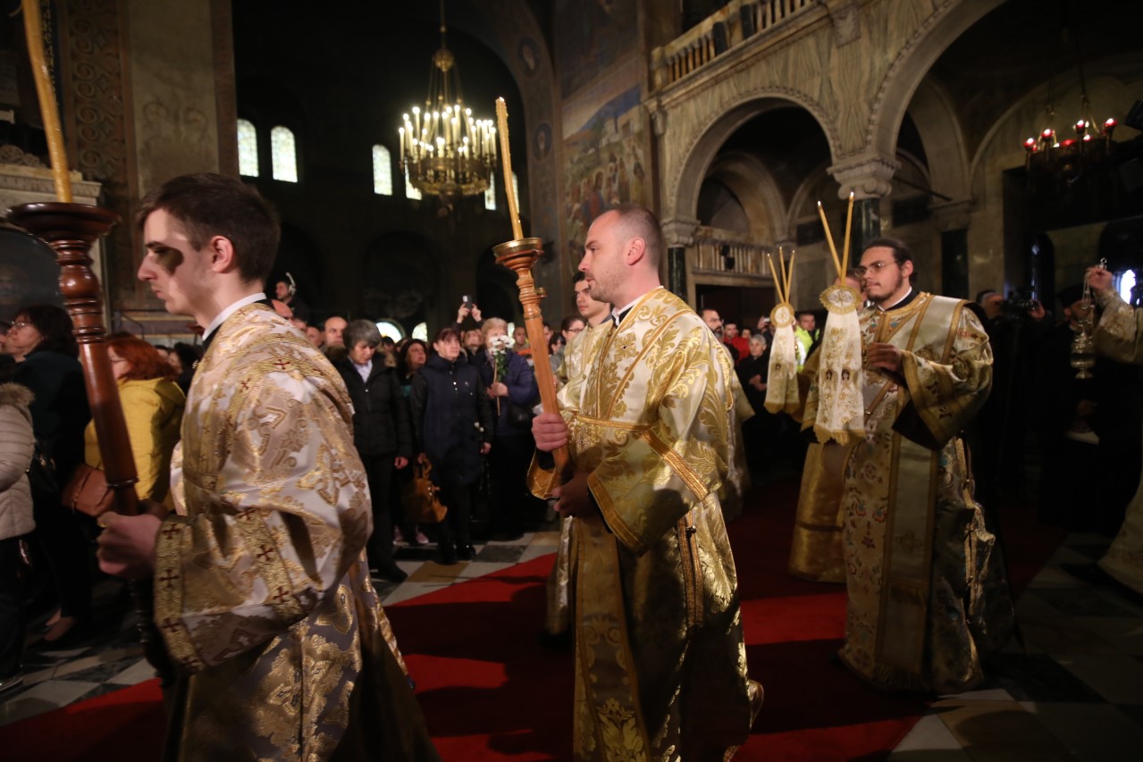 <p>В 9.30 ч. на 16 март беше отслужена заупокойната света литургия в памет на патриарх Неофит</p>