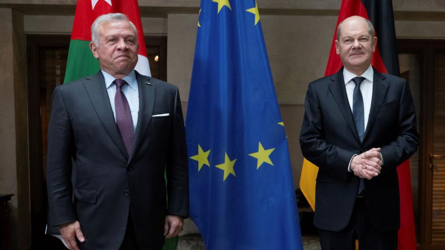 Кралят на Йордания Абдула Втори и германският канцлер Олаф Шолц по време на Мюнхенската конференция по сигурността, 17 февруари 2024 г.