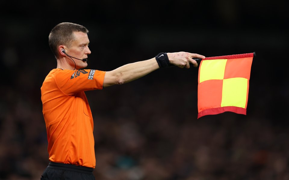 Правилото за засадата е фундаментално решение във футболната игра, което